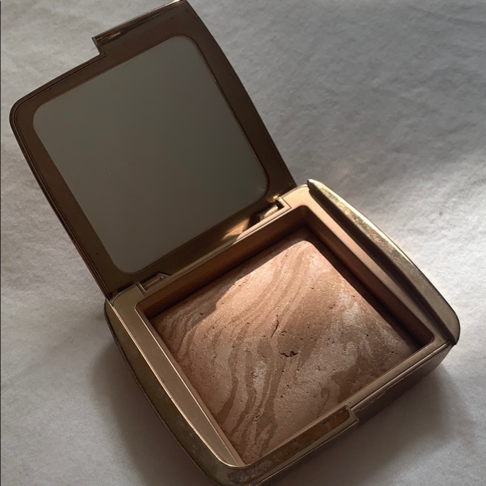 Hourglass Ambient Luminous Bronzer
